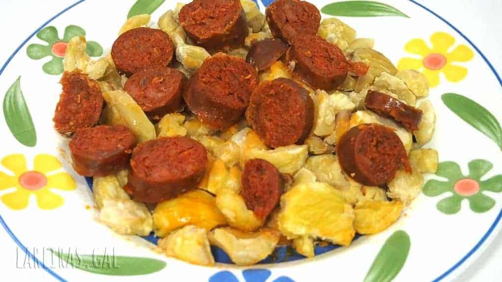 Chestnuts with chorizo