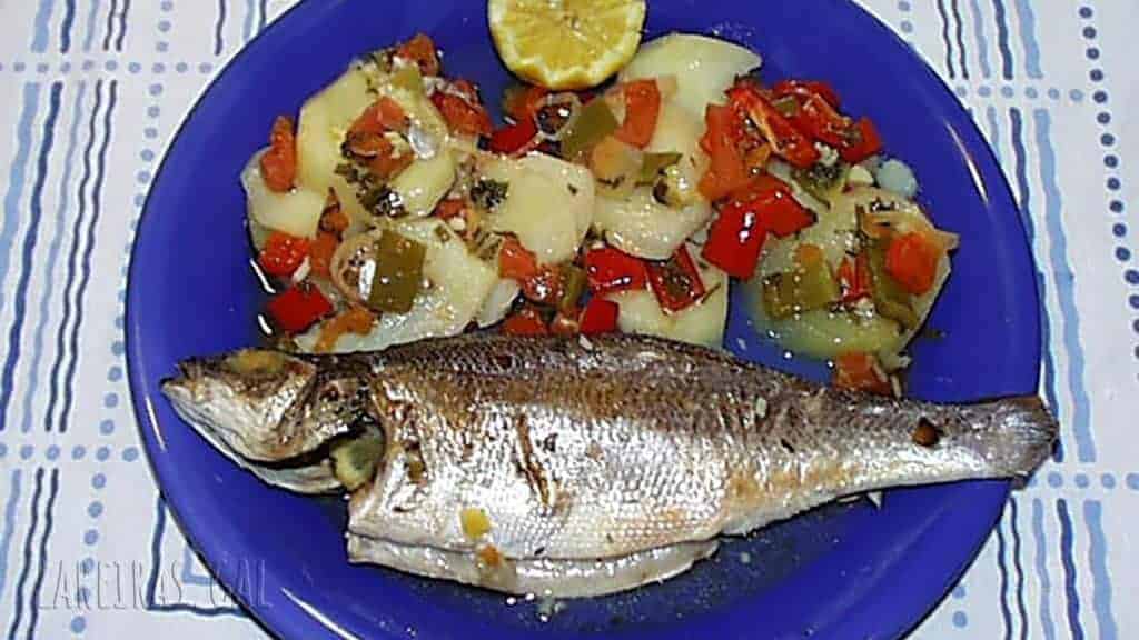 Lubina al horno con patatas