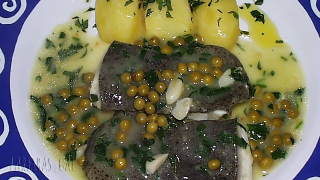 Rodaballo en salsa verde